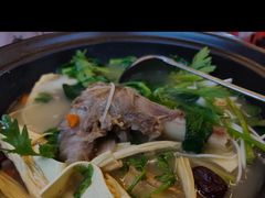 -江湖亮亮蒸虾大排档烤全羊清真(武汉总店)