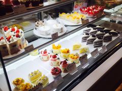 -巴黎贝甜(大宁国际商业广场店)