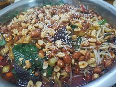 -周良天山牛杂城(天山路总店)