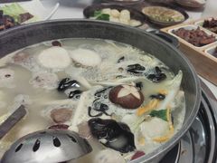 -汤宴·参须肚包鸡(南京路店)