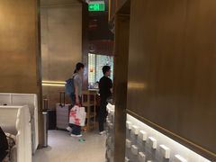-麻六记(凤凰汇店)