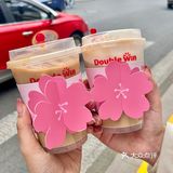 不愧是上海🌸樱花季咖啡好粉嫩！！