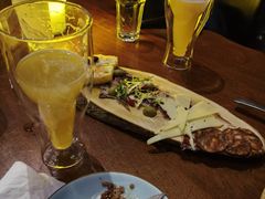 -LENBACH兰巴赫西餐啤酒坊(大连东港店)
