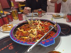 -何师傅美蛙鱼头(汉街店)