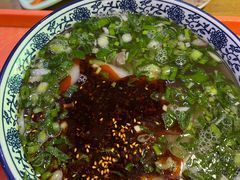-伊穆祥牛肉面总店·清真