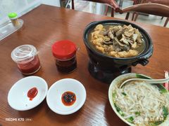 -桥雪牛杂专门店(关边路店)