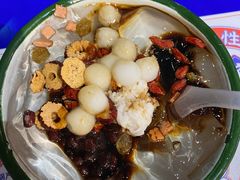 -马路边边串串香(苗栗路店)