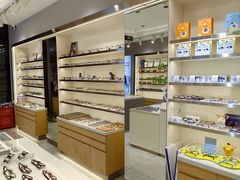 -视野联行眼镜·蔡司·尼康·豪雅·依视路(青浦宝龙店)