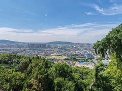 -灵岩山风景区