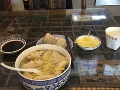 -笑来喜馄饨小笼工坊店(湖滨街店)