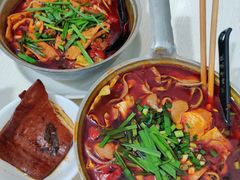 -铁锅哥米线