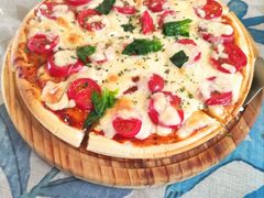 -Rabbit Cafe私房西餐甜点咖啡(栖霞路店)