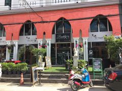-Daddy Nimman Chiang Mai