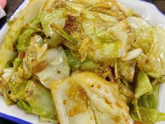 手撕包菜-吾介小籠館