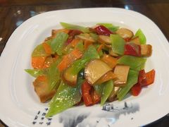 -缘来聚·徽菜名店(黄山宏村店)