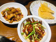 -老长沙湘菜馆(凤凰路店)