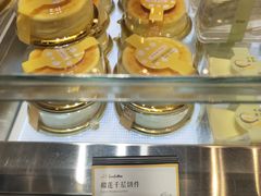 -皇冠幸福里动物奶油生日蛋糕(万达店)