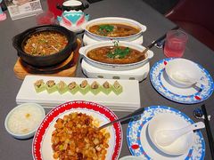 -肆月河豚·新淮扬菜·烤鸭(中关村店)