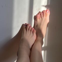 -沫儿·美甲美睫·半永久·皮肤管理