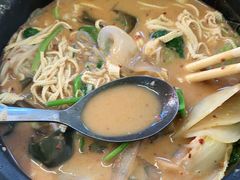 -曹宝林砂锅麻辣烫(星光路店)