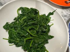 -渝信川菜 · 川味家常菜(财富购物中心店)