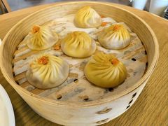 自家手拆蟹粉小笼包-苏小柳点心·手作小笼包(虹桥天地分院)