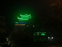 -巴陵广场