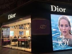 -Dior