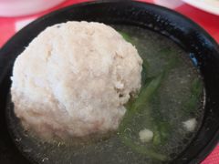 刀鱼狮子头-新镇江酒家(南京西路店)