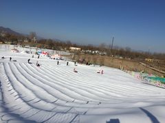 冰雪嘉年华-湖景温泉