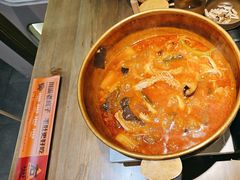 -毛肚向右·川渝毛肚王(经开永旺店)