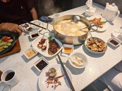 -肥仔文澳门猪骨煲(南京西路店)