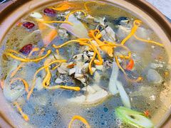 诺邓火腿三七须炖鸡-大理董·董家小厨野生菌火锅(古城旗舰店)