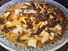 -桂二老坛酸菜鱼(三街两巷店)