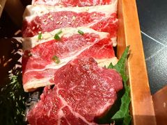 -山川小町·极番烧肉(新地假日广场店)