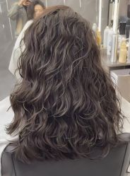 -奈川烫染Salon