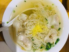 虾仁馄饨面-鼎泰丰(嘉年华•海信广场VILLAGE店)