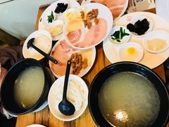 -桥香园云南过桥米线(金马碧鸡店)