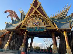 -七彩云南欢乐世界