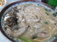 -明呈黄鱼面馆(斜土路店)