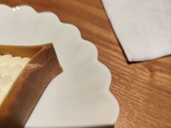 -VERIE BAKEHOUSE