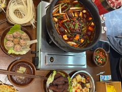 -黔有有贵州酸汤夺夺粉火锅(五味十字店)