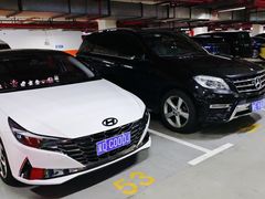 -沃尔玛购物广场（白丽生活广场店）-停车场