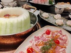 -得意咚瓜·顺德鱼生·冬瓜火锅(深圳首店)