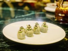 鱼子酱石榴包-甄御•海鲜新青岛菜(麦岛店)