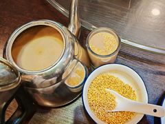 内蒙古奶茶-内蒙联营烧麦 草原石榴红(护国寺店)