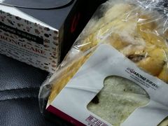 -华荣西饼屋(金禧店)