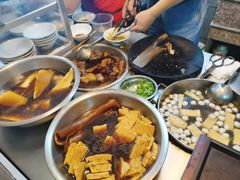 -松树干拌面店