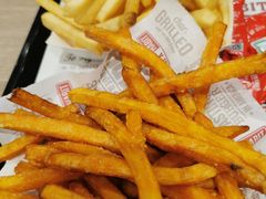 -The Habit Burger Grill 哈比特汉堡(爱琴海店)