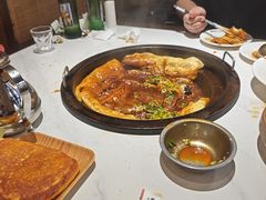 -咱屯子铁锅炖直营店(保利店)